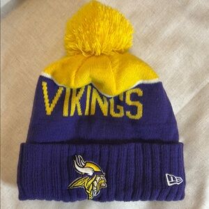 New Era Vikings Beanie - Yellow and Purple